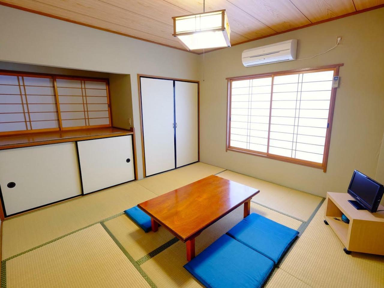 Kokumin Shukusha Sun Marina Hotel Hachijo Buitenkant foto